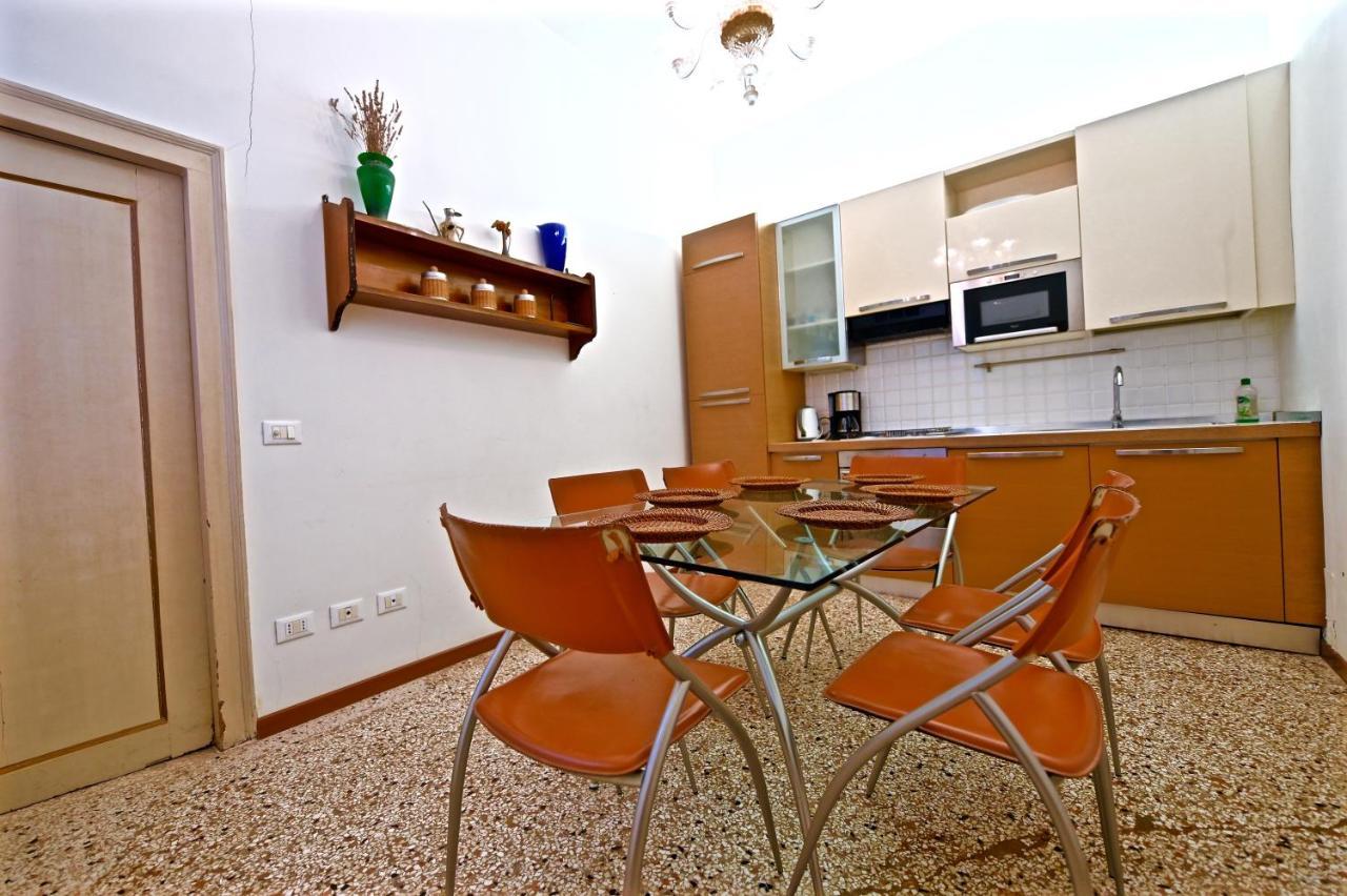 Apartment Chandeliers Venedig