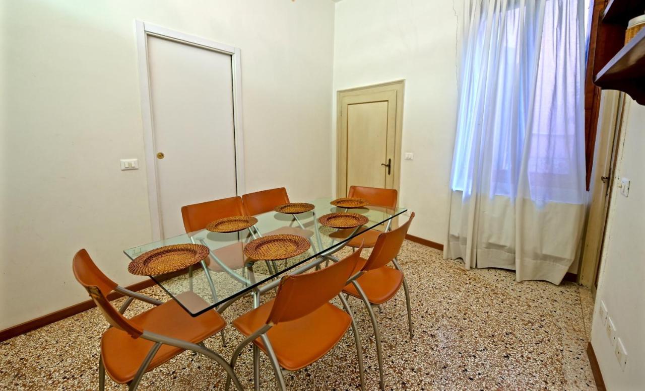 Apartment Chandeliers Venedig